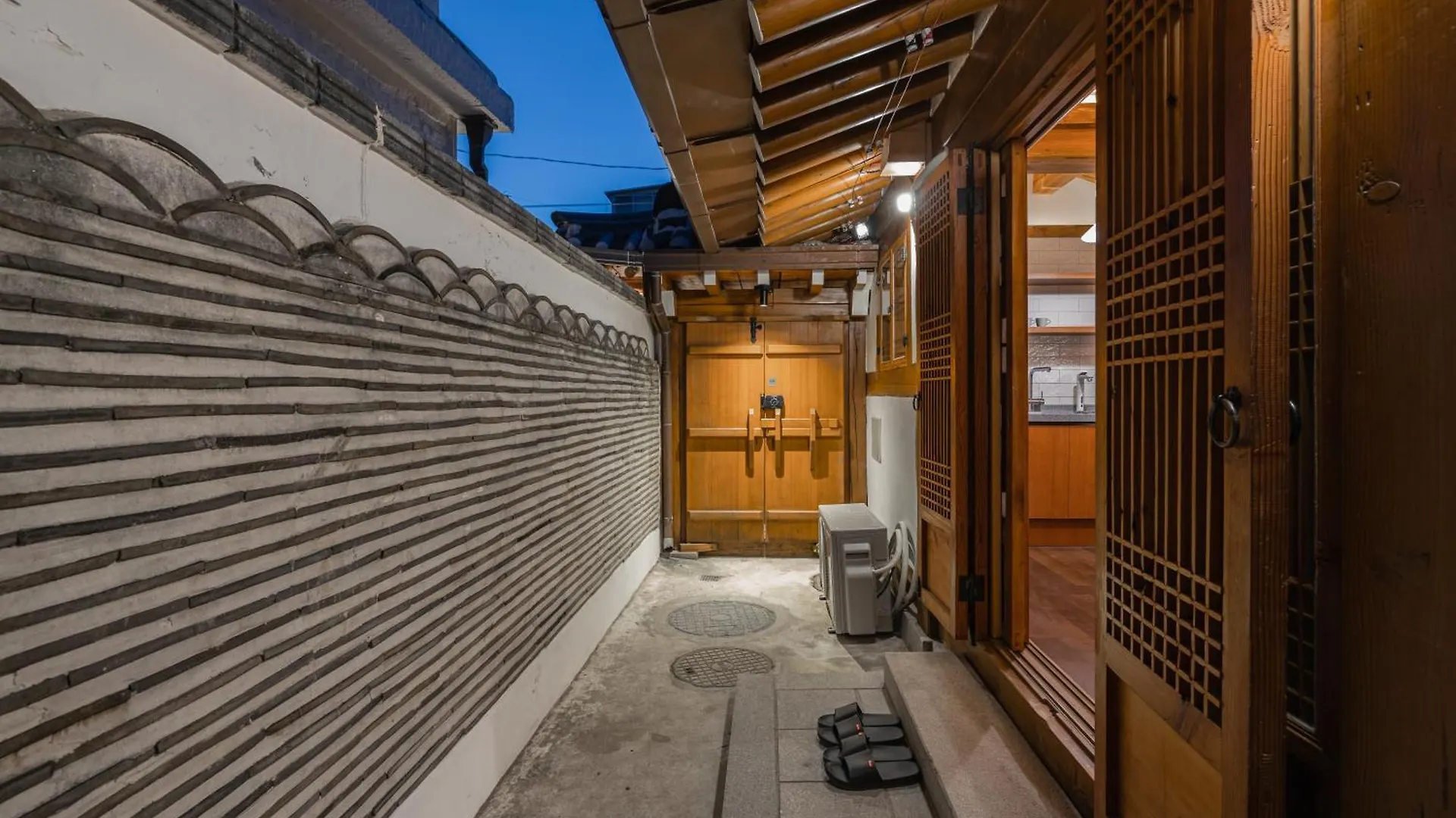 Subtle Grace Villa Seoul